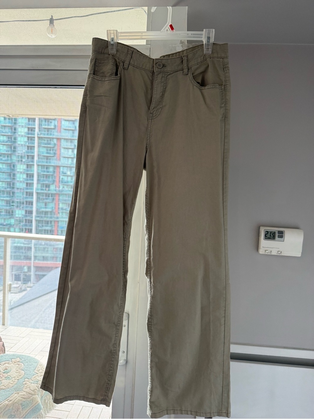 H&M Chino-Style Pants in Olive